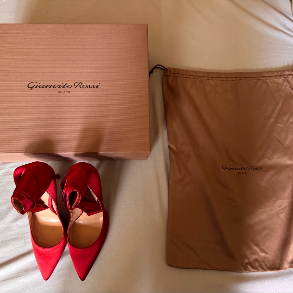 Gianvito Rossi Gala Red Pump - Size 37